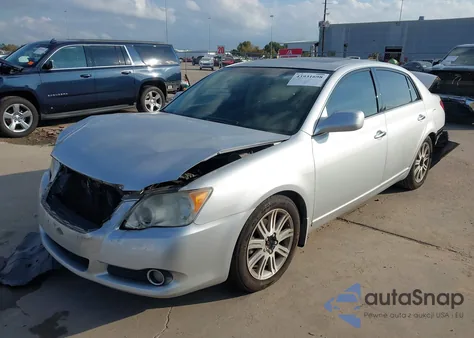 2010 Toyota Avalon Limited из США, поврежденный, VIN 4T1BK3DB2AU369884